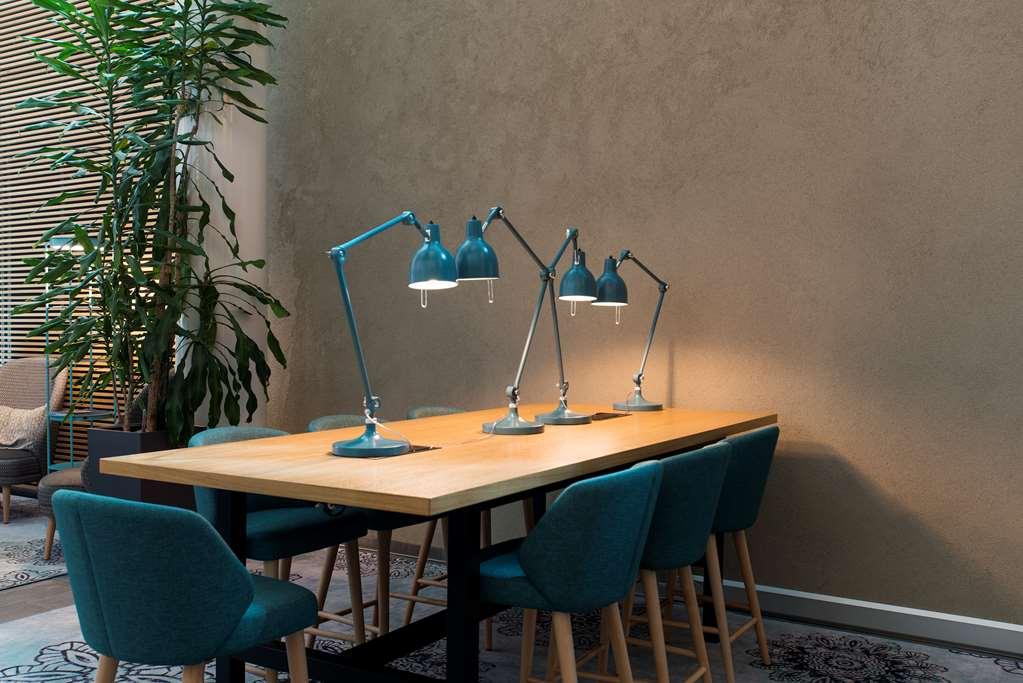 Scandic Oulu City Interior photo